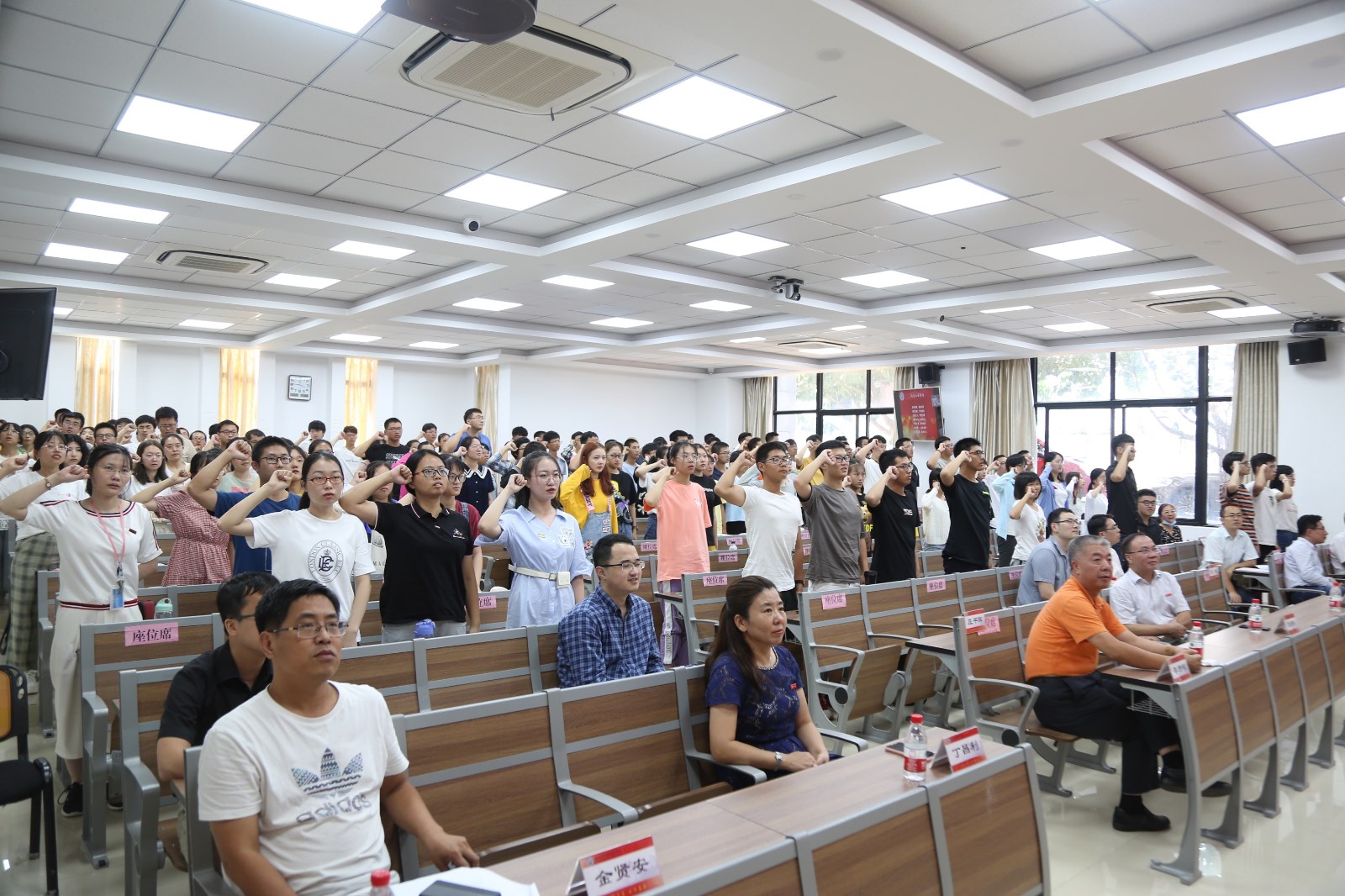 image017.jpg image017.jpg